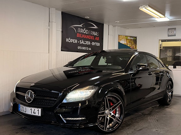 Mercedes-Benz CLS350 2 of 30