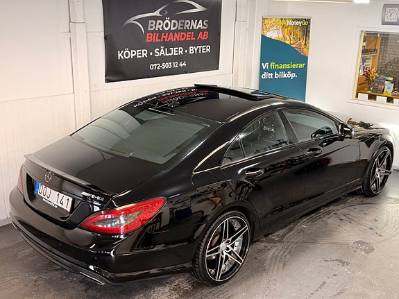 Mercedes-Benz CLS350 11 of 30
