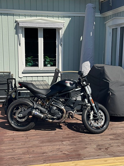 Ducati Monster 797 5 of 5