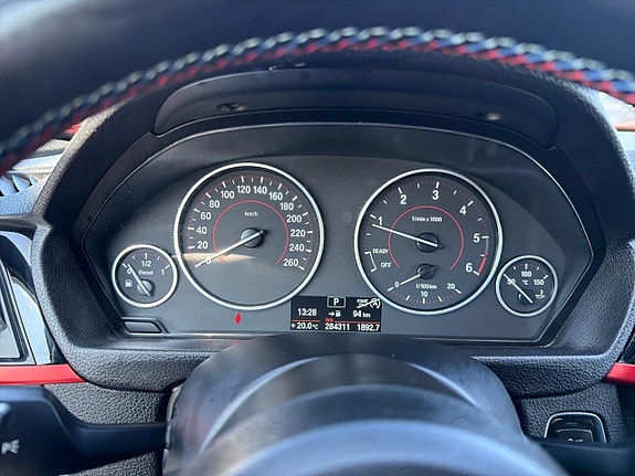 BMW 318d 18 of 28