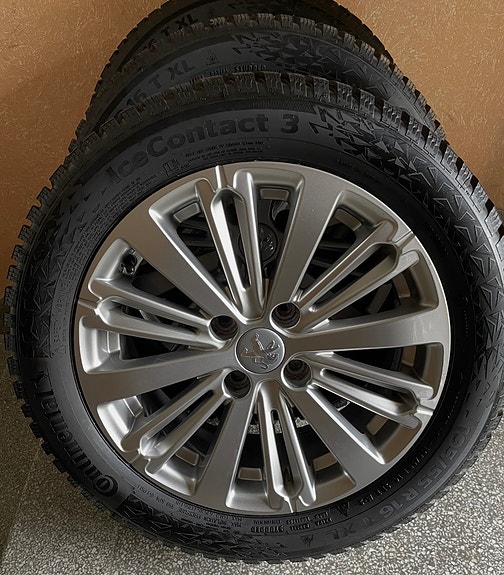 Peugeot 208 9 of 9