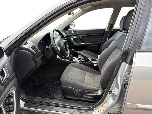 Subaru Outback 9 of 23