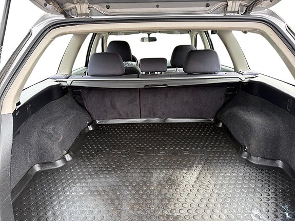 Subaru Outback 12 of 23