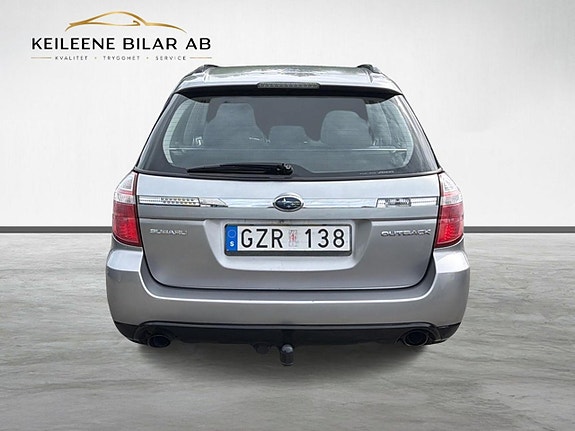 Subaru Outback 6 of 23