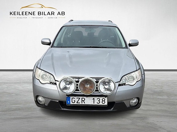 Subaru Outback 3 of 23