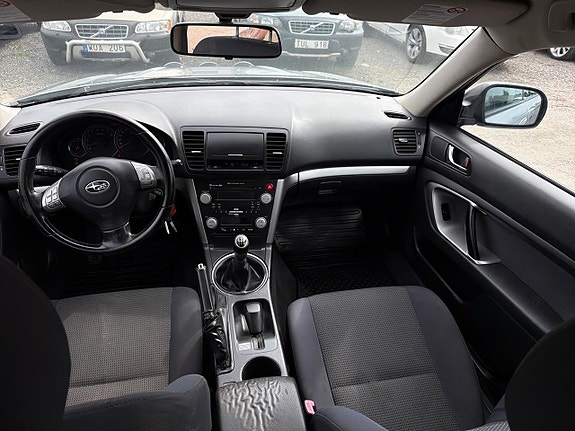 Subaru Outback 13 of 23