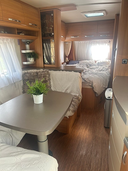 Hobby 560 De Luxe barnkammarvagn 5 of 12