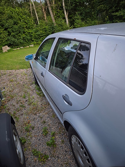 Volkswagen Golf IV 4 of 7