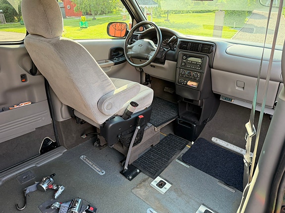 Chevrolet Venture 14 of 26