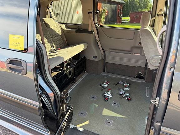 Chevrolet Venture 15 of 26