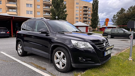 Volkswagen Tiguan 3 of 11