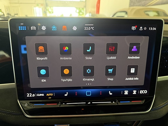 Volkswagen Passat 12 of 23