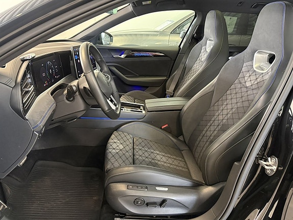 Volkswagen Passat 6 of 23
