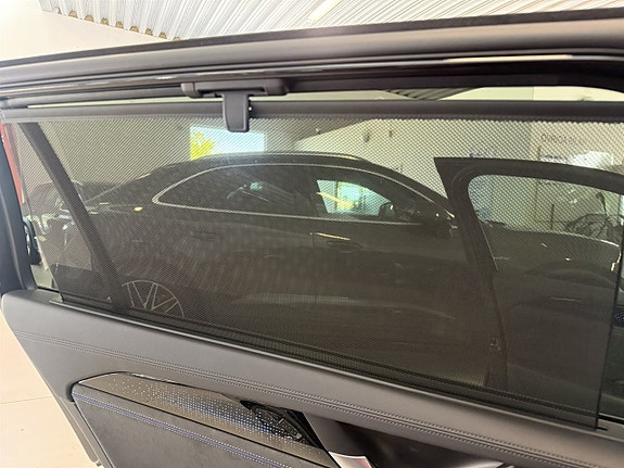 Volkswagen Passat 20 of 23