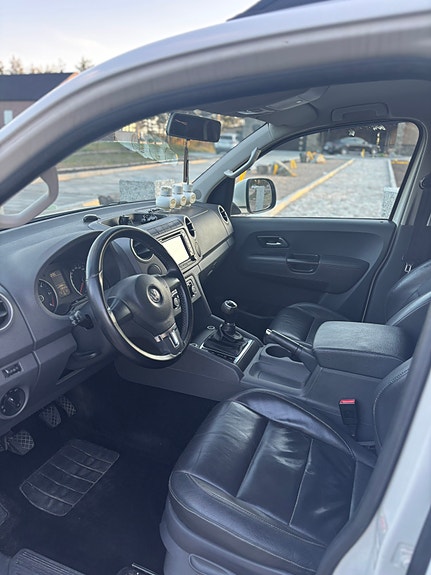 Volkswagen Amarok 5 of 8
