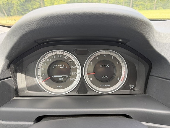 Volvo V70 12 of 12
