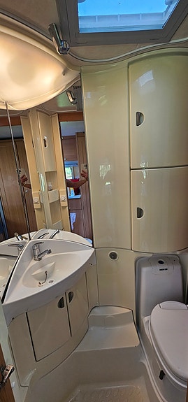Knaus KNAUS AZ ROYALE 580 UK 10 of 16