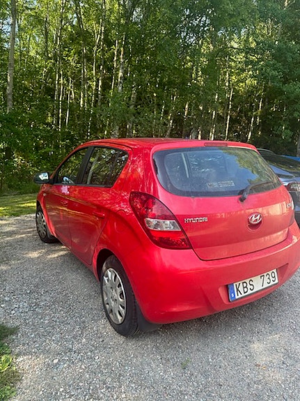 Hyundai i20 3 of 7