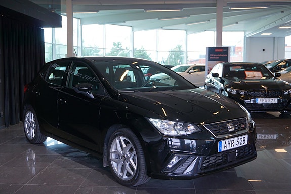 Seat Ibiza 2 of 15