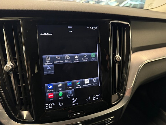 Volvo V60 Cross Country 9 of 19