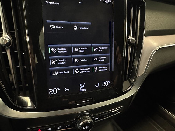 Volvo V60 Cross Country 10 of 19