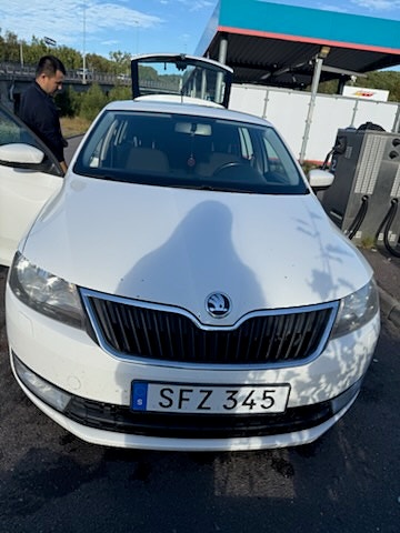 Skoda Rapid Spaceback 2 of 8