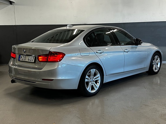 BMW 320d 9 of 25
