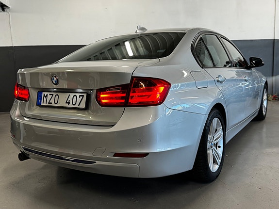BMW 320d 8 of 25