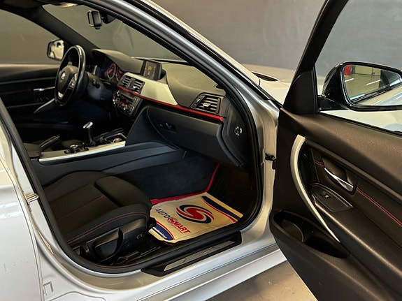 BMW 320d 18 of 25