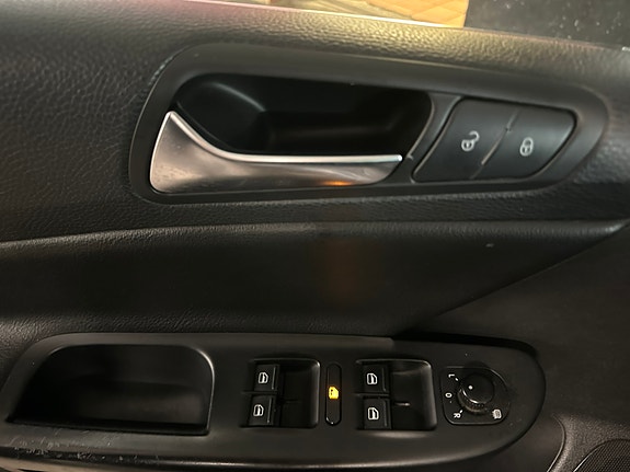 Volkswagen Passat 20 of 22