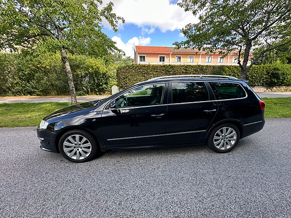 Volkswagen Passat 12 of 22