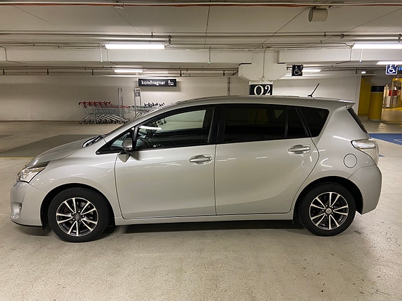 Toyota Verso 5 of 30