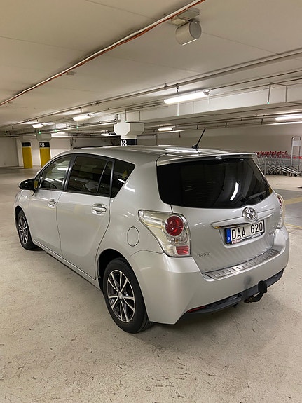 Toyota Verso 3 of 30