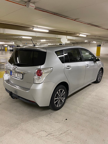 Toyota Verso 4 of 30