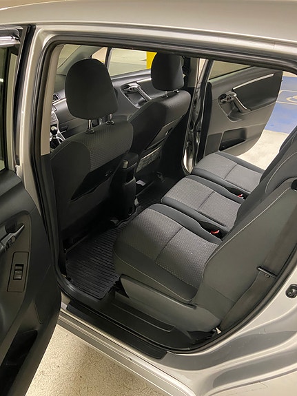Toyota Verso 14 of 30
