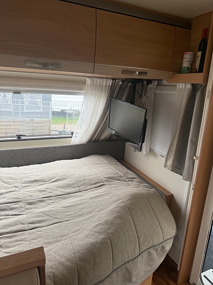 Knaus Sudwind 580 (barnkammarvagn) 4 of 5