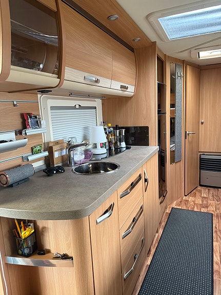 Knaus Sudwind 580 (barnkammarvagn) 5 of 5