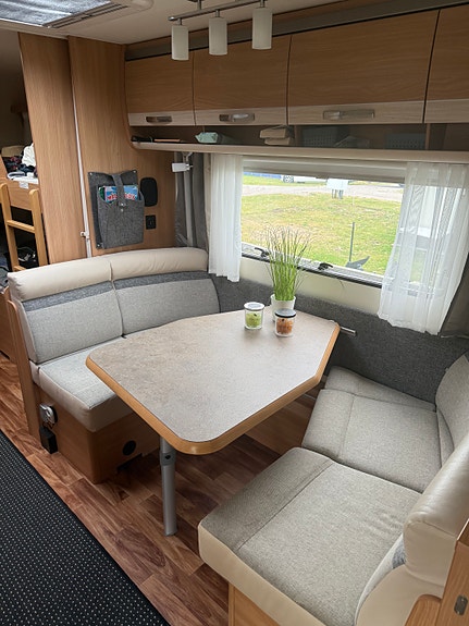 Knaus Sudwind 580 (barnkammarvagn) 6 of 10