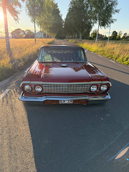 Chevrolet Biscayne 2 of 12