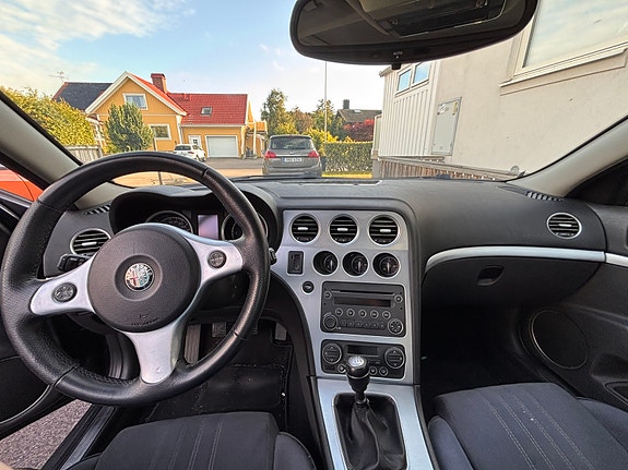 Alfa Romeo 159 3 of 11