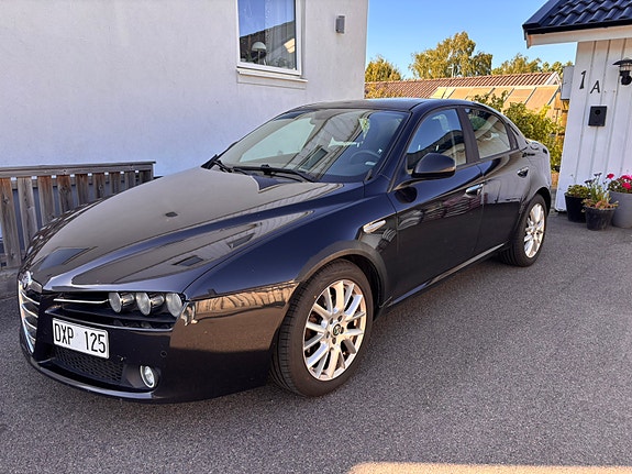 Alfa Romeo 159 4 of 11