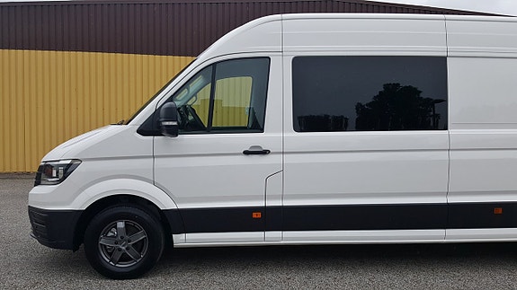 Volkswagen Crafter 25 of 25