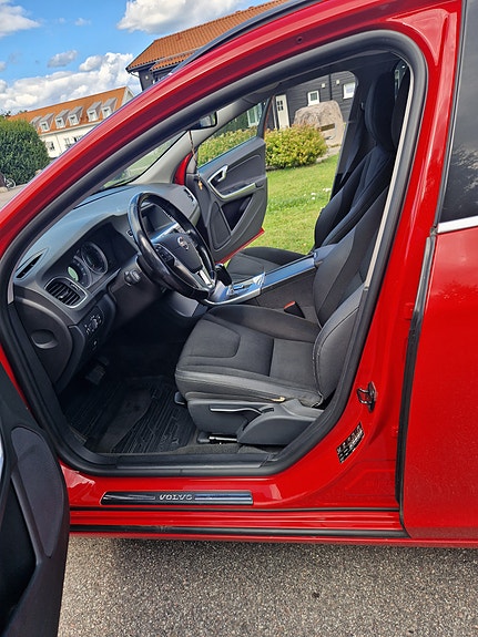 Volvo V60 18 of 24