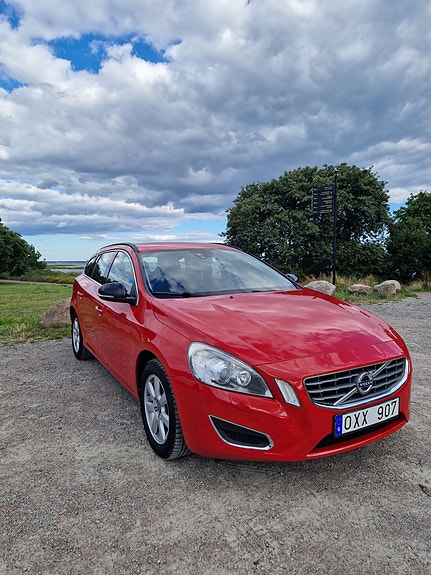 Volvo V60 3 of 24