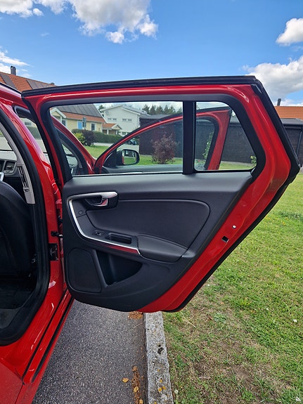 Volvo V60 21 of 24