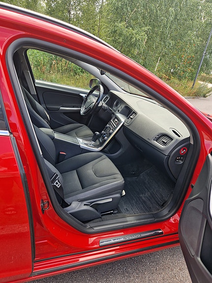 Volvo V60 12 of 24