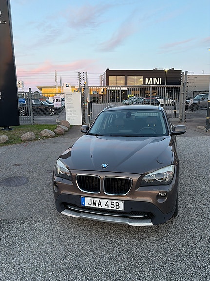 BMW X1 2 of 13