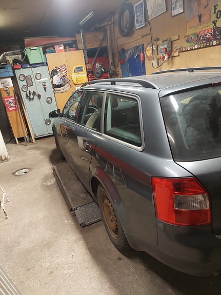 Audi A4 2 of 7