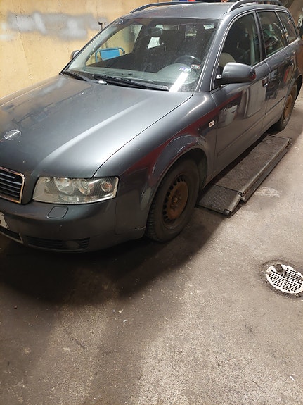 Audi A4 3 of 7