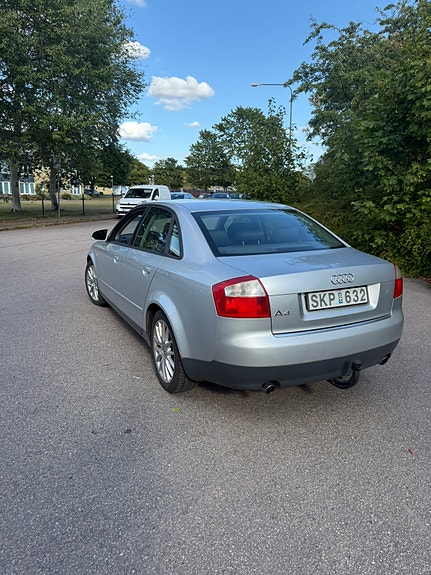 Audi A4 5 of 8